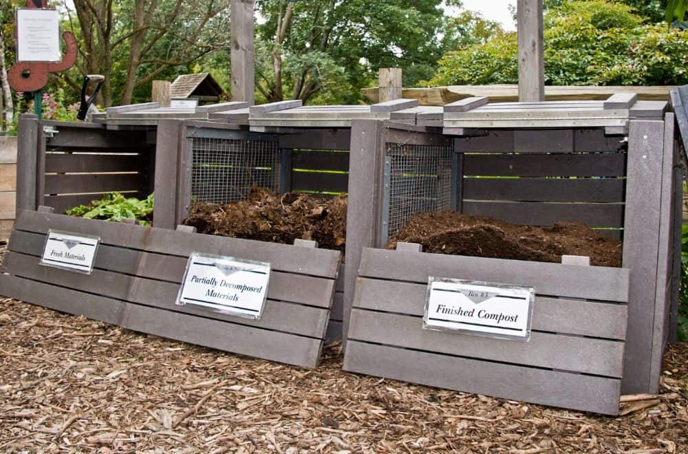 21 Ingenious DIY Compost Bin Ideas You can Try