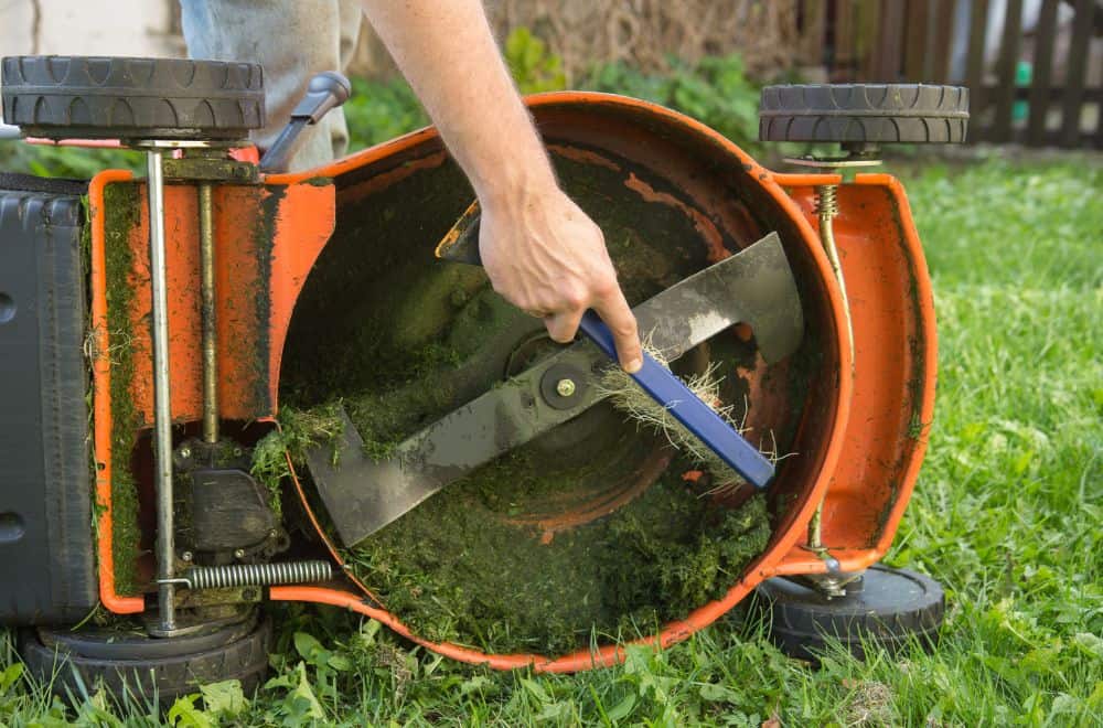 Clean the Blades of Your Lawn mower